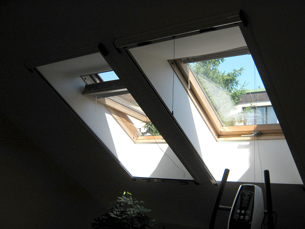Rolovací sítě do střešních oken - Počernice - foto 3
